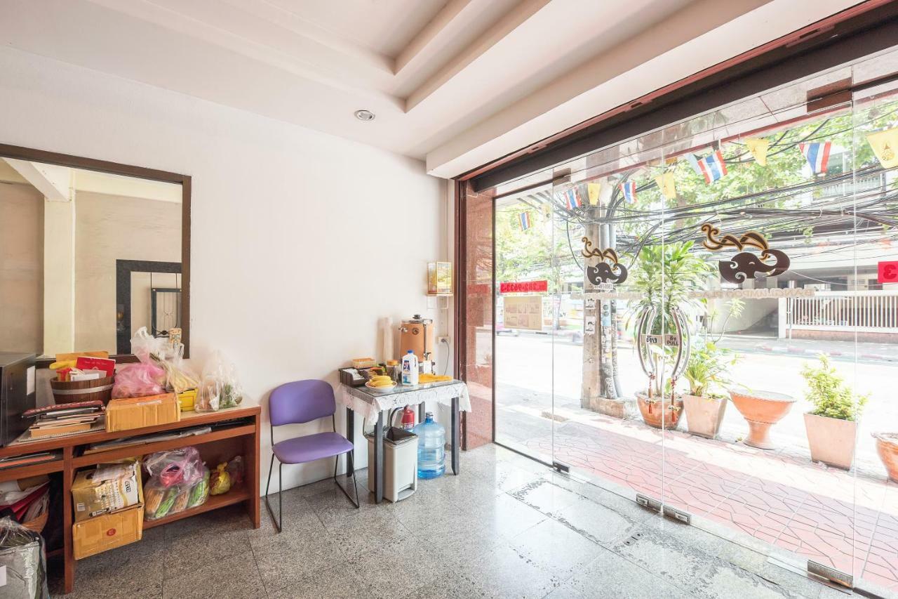 Oyo 110 Old Town Hotel Bangkok Ngoại thất bức ảnh