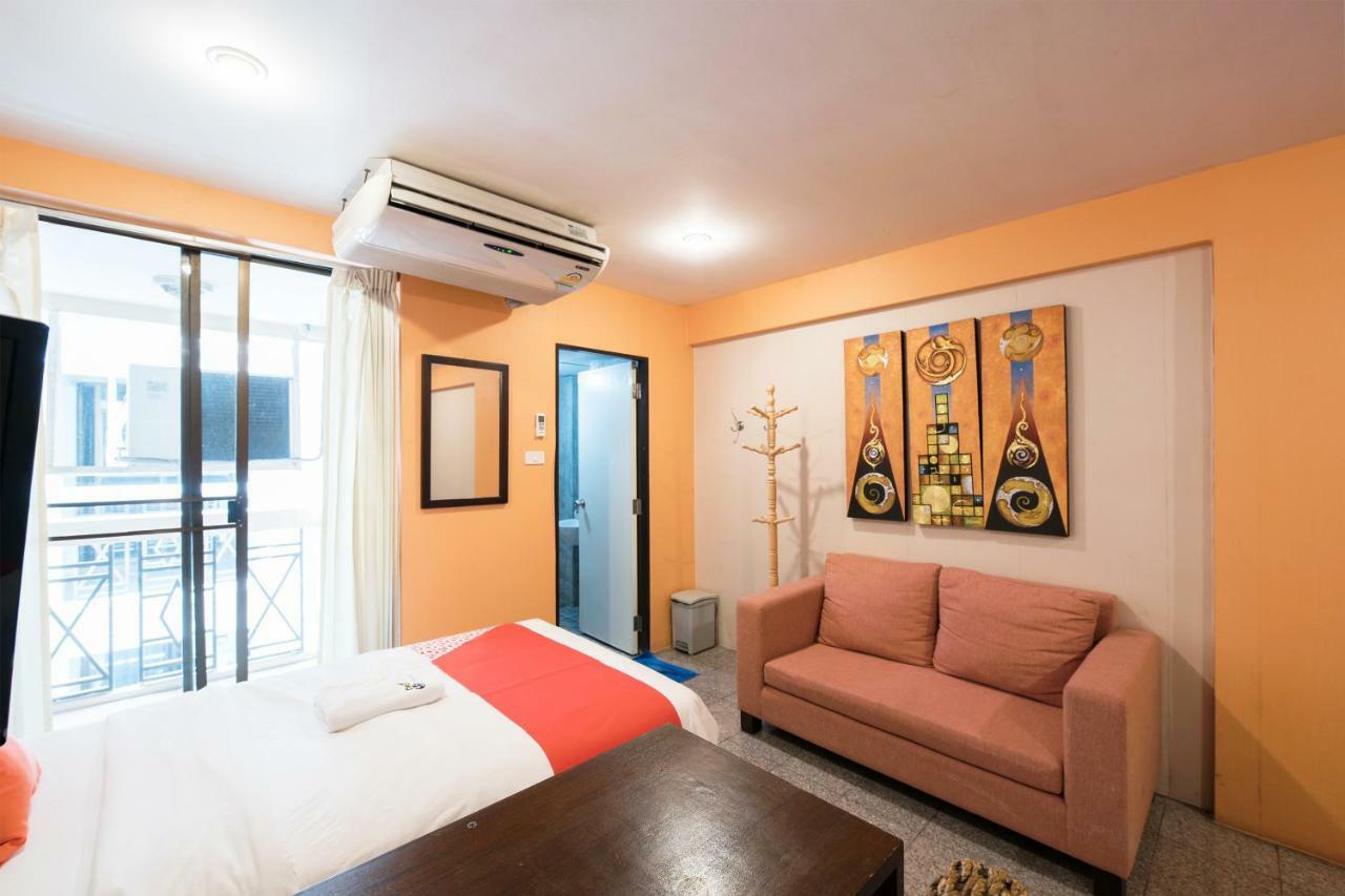 Oyo 110 Old Town Hotel Bangkok Ngoại thất bức ảnh